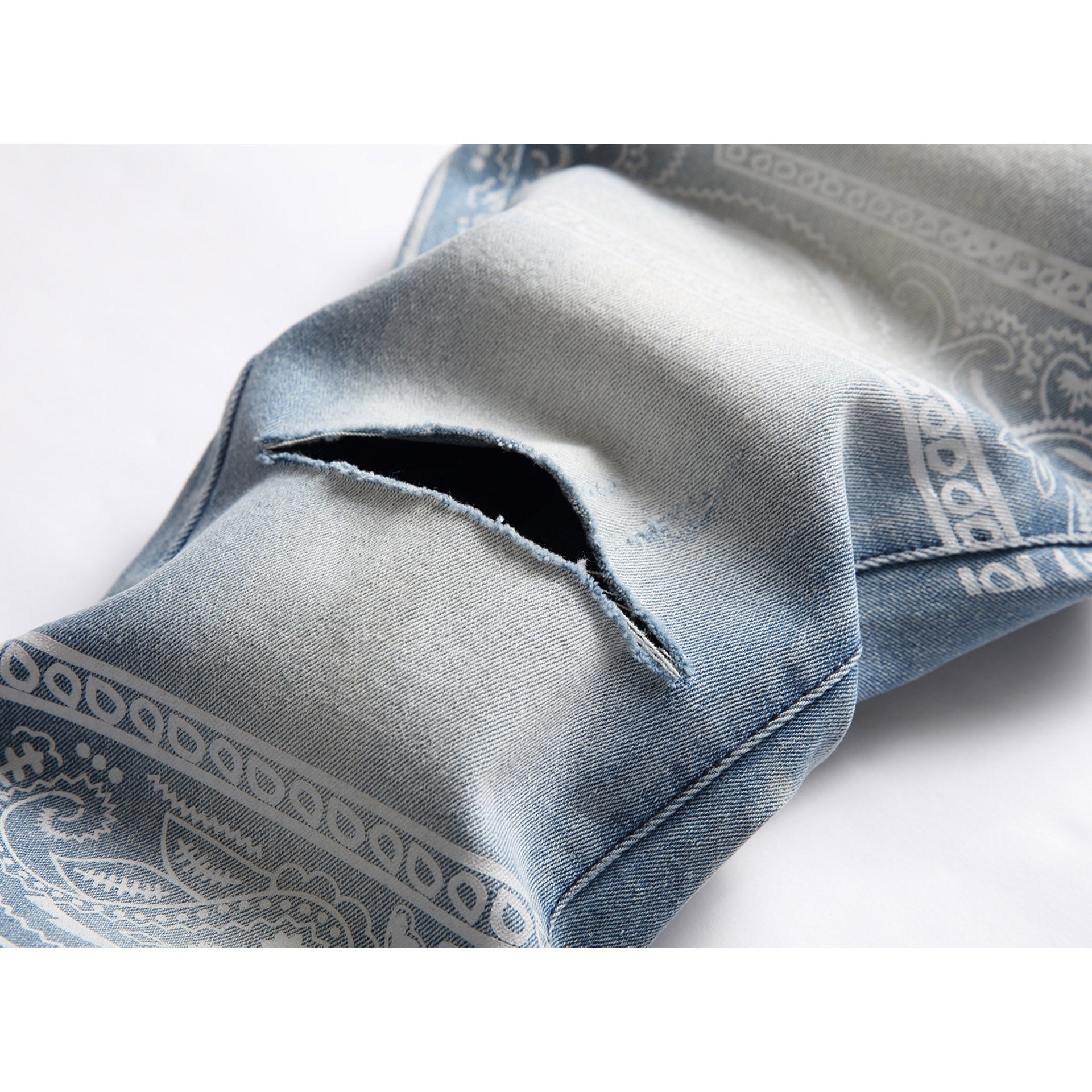 Amiri Jeans Ripped Jeans
