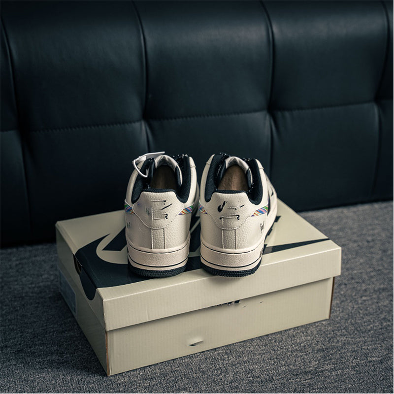 Men's Sneaker
