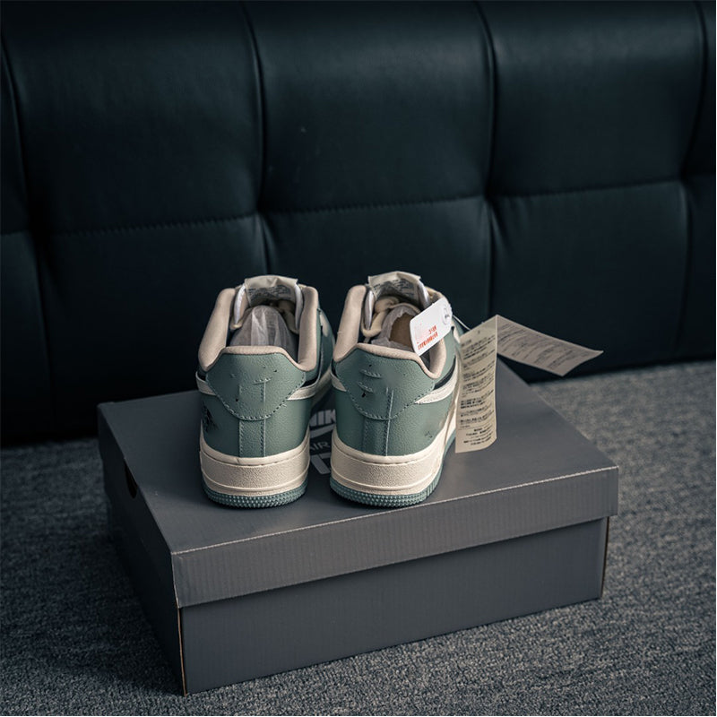 Men's Sneaker