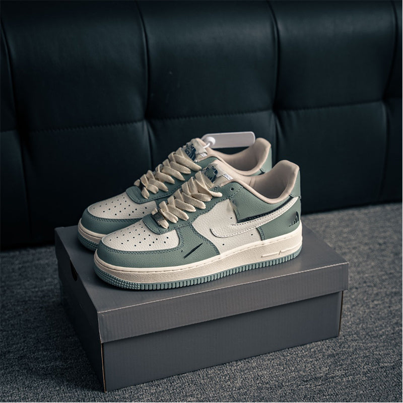 Men's Sneaker