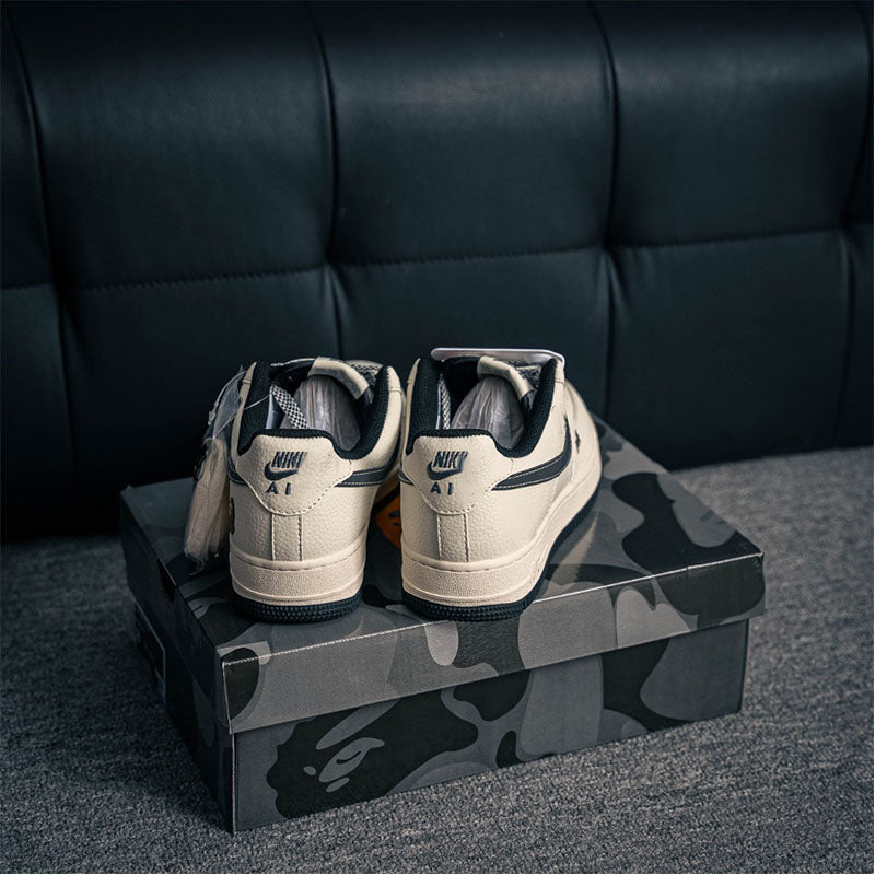 Men's Sneaker