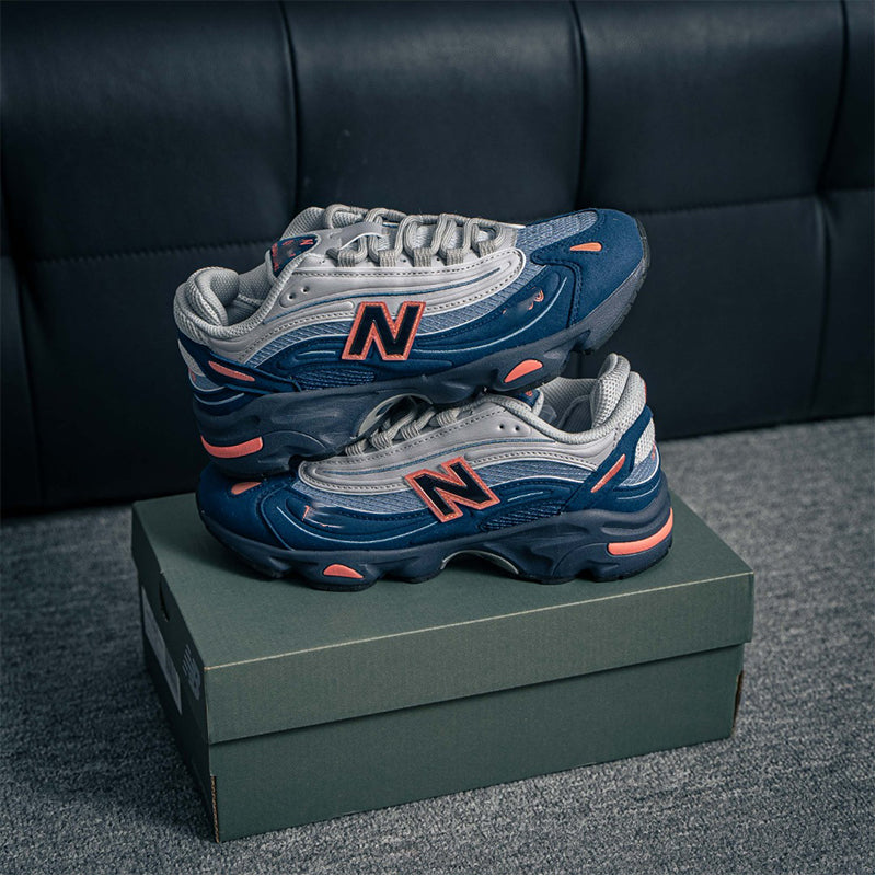 Men's Sneaker