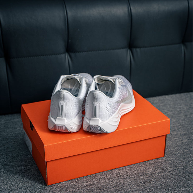 Men's Sneaker