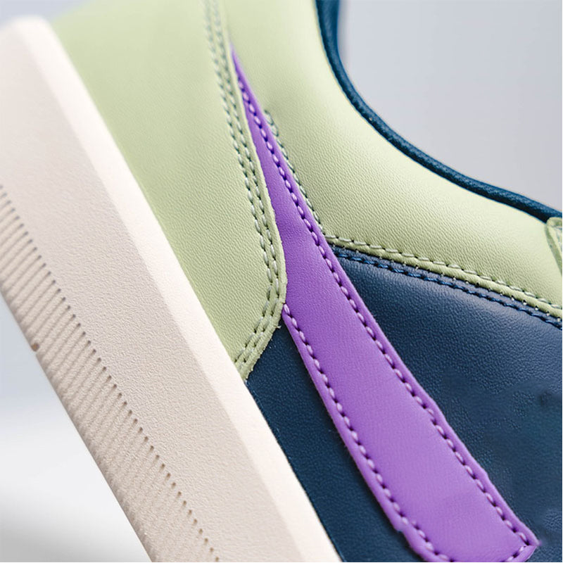Men's sports shoes