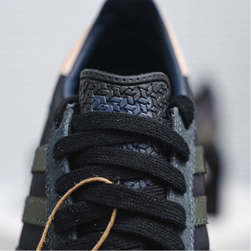 Men's Sneaker