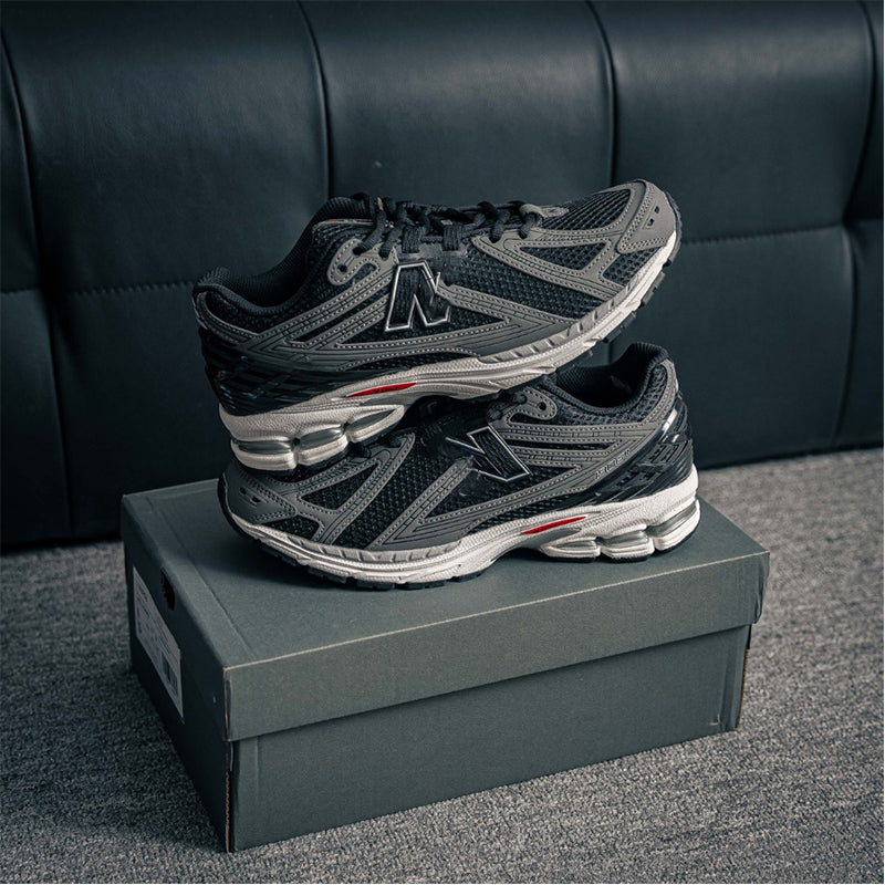 Men's Sneaker