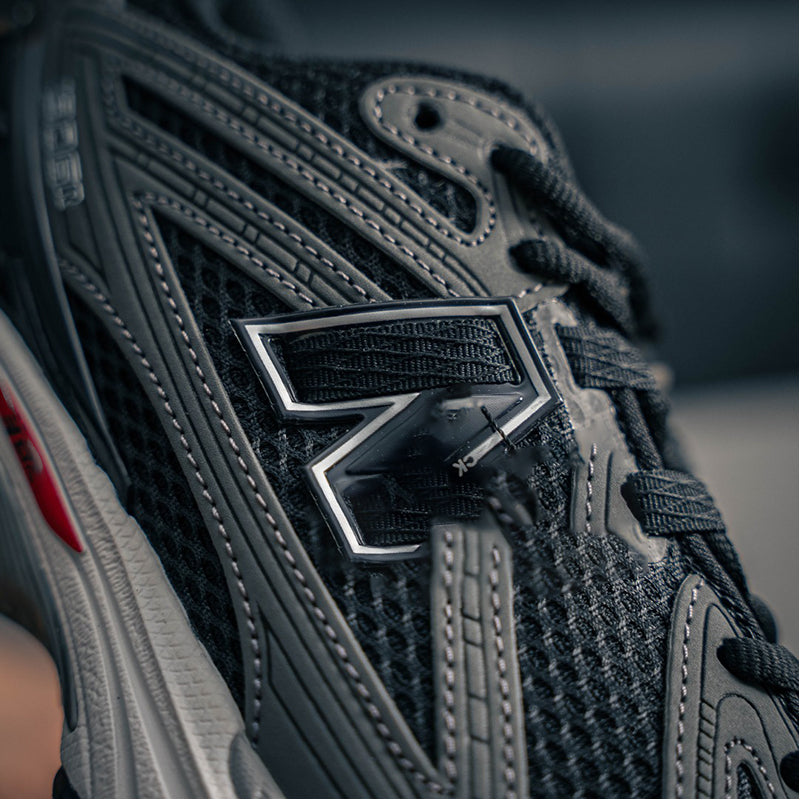 Men's Sneaker
