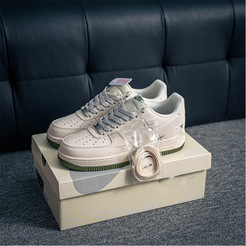 Men's Sneaker